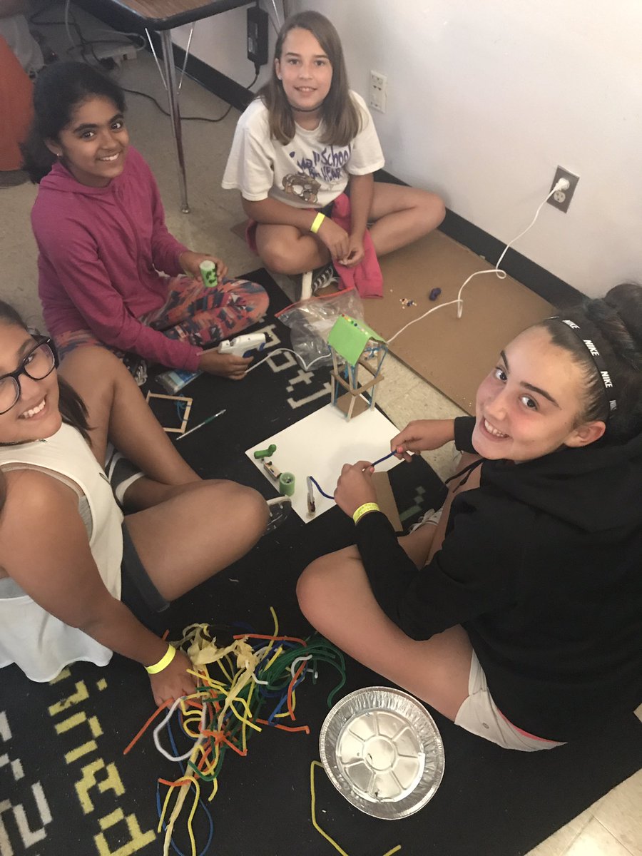 BiehlesLabs's tweet photo. Constructing Eco-friendly playgrounds out of recycled materials...@motomom312 @AISDSupt @mmassadaisd @Patton_Pioneers https://t.co/okMpCP1Xar