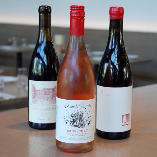 momofuku's tweet photo. grab glass or bottle of gamay at ccdc and say cheers to #GaMay2017. portion of proceeds to @drinkgamay. https://t.co/CeQjuFgC2L