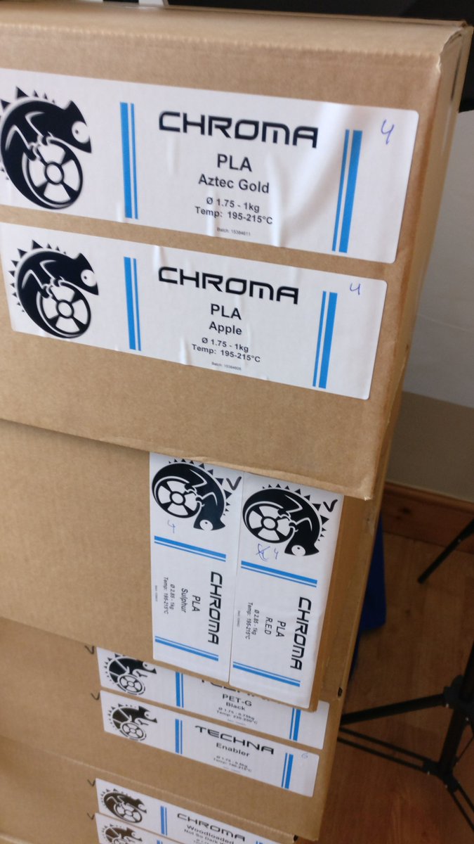 EmvioEng's tweet photo. #Filaments galore arrived today. #engineering plastics, nylon, funky colours. All will be revealed by the weekend. #3Dprinting #UKBiz https://t.co/vn0i7PA29x