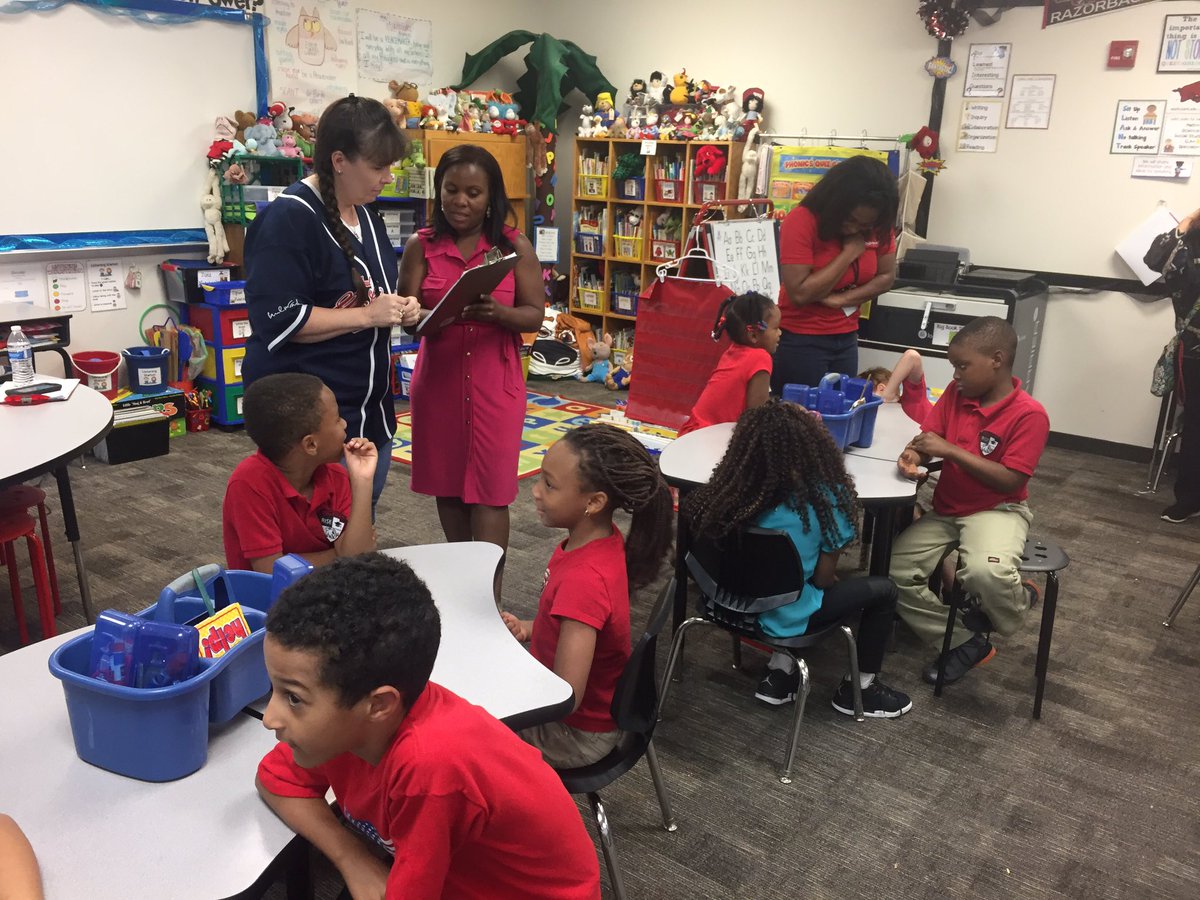 CHISDCP's tweet photo. @ksingle01 coaching @MerileeBarring2 on #timepairshare @JackieAtKagan https://t.co/Iwdf4zdeVl
