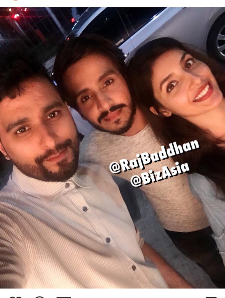 GhulaamFC's tweet photo. @MissMalini @TellychakkarC @timesofindia @nileemamandal @abpnewstv GET YOUR FACTS STRAIGHT.They never said dat they r dating,neither do they broke up.Recent pics of ParSh. https://t.co/lSd7WWAk7G