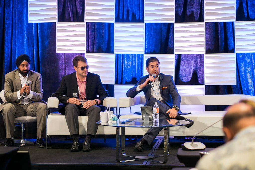 The #glaucoma session at #MELive was perhaps the liveliest? Don't miss it this year #MELiveNashville millennialeyelive.com @MillennialEYE