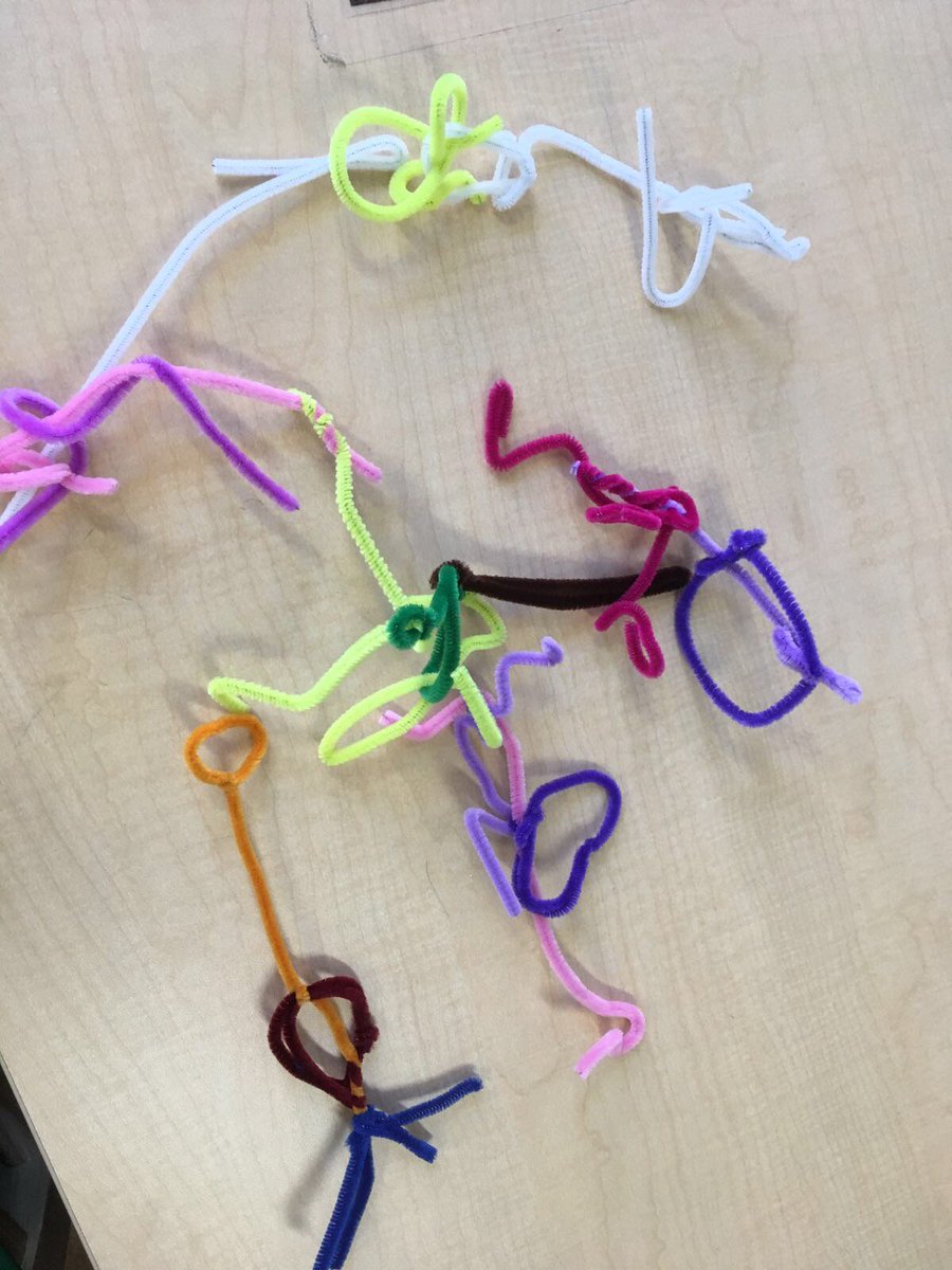 comunidadECUSA's tweet photo. Nuevo taller de #ECUSA en las Escuelas NY. Gracias @CUneuroOutreach @RuedaCB @ecara011 @SpainEdOffice por llevar #neuroscience a los peques https://t.co/5O3jX23NUF