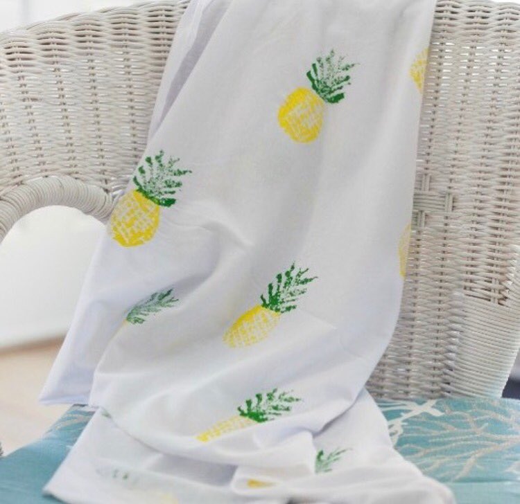 cbgcreators's tweet photo. Love this pineapple baby blanket from @CraftBoxGirls #diy #diycrafts #babyblanket  https://t.co/cUXiiAhoaX https://t.co/DhLUD33FkB