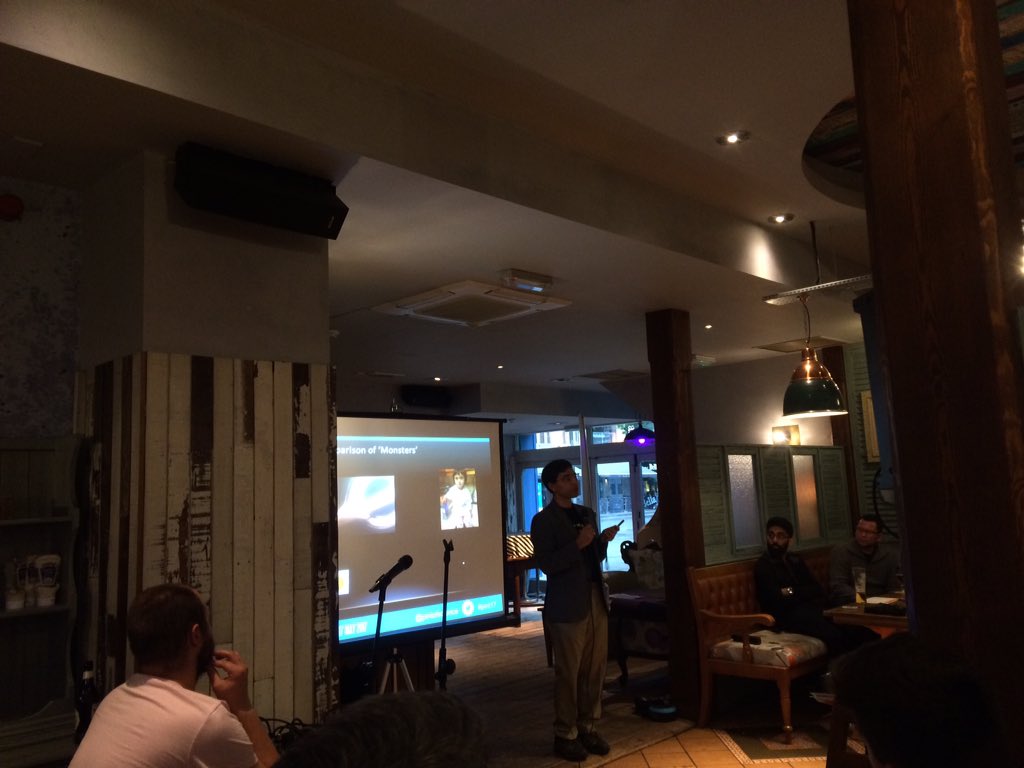 MallyPereyra's tweet photo. @poshakgandhi found a fantastic way to make the audience relate easily with Black hole masses @pintofscience #pint17 #soton https://t.co/xTHjm9dOx3