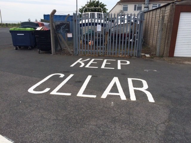 PjHowland's tweet photo. Hi Highways
Thought you may like to see this its the newly painted surface at Minnis Bay car park.
Lets hope it puts a smile on your face😀 https://t.co/X3WBUbgQmb