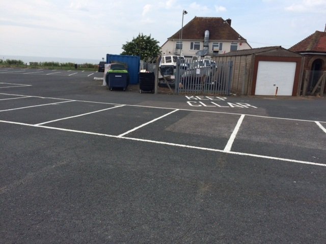 PjHowland's tweet photo. Hi Highways
Thought you may like to see this its the newly painted surface at Minnis Bay car park.
Lets hope it puts a smile on your face😀 https://t.co/X3WBUbgQmb