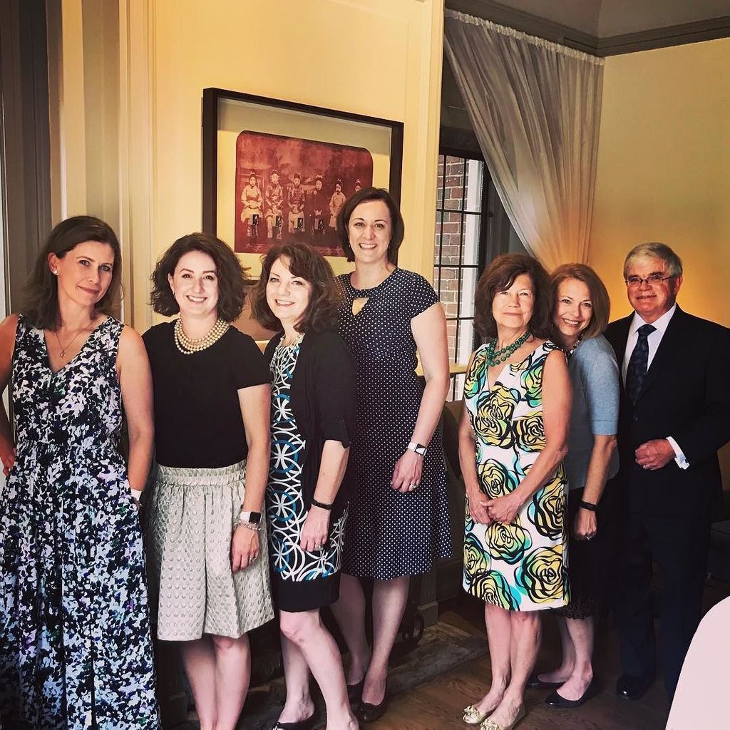 WashUPACS's tweet photo. Kicking off the 2017 graduation celebrations at our annual student-faculty luncheon. #washu17 #wustl https://t.co/oVoihZoh92 https://t.co/9lnJK7Qpzp