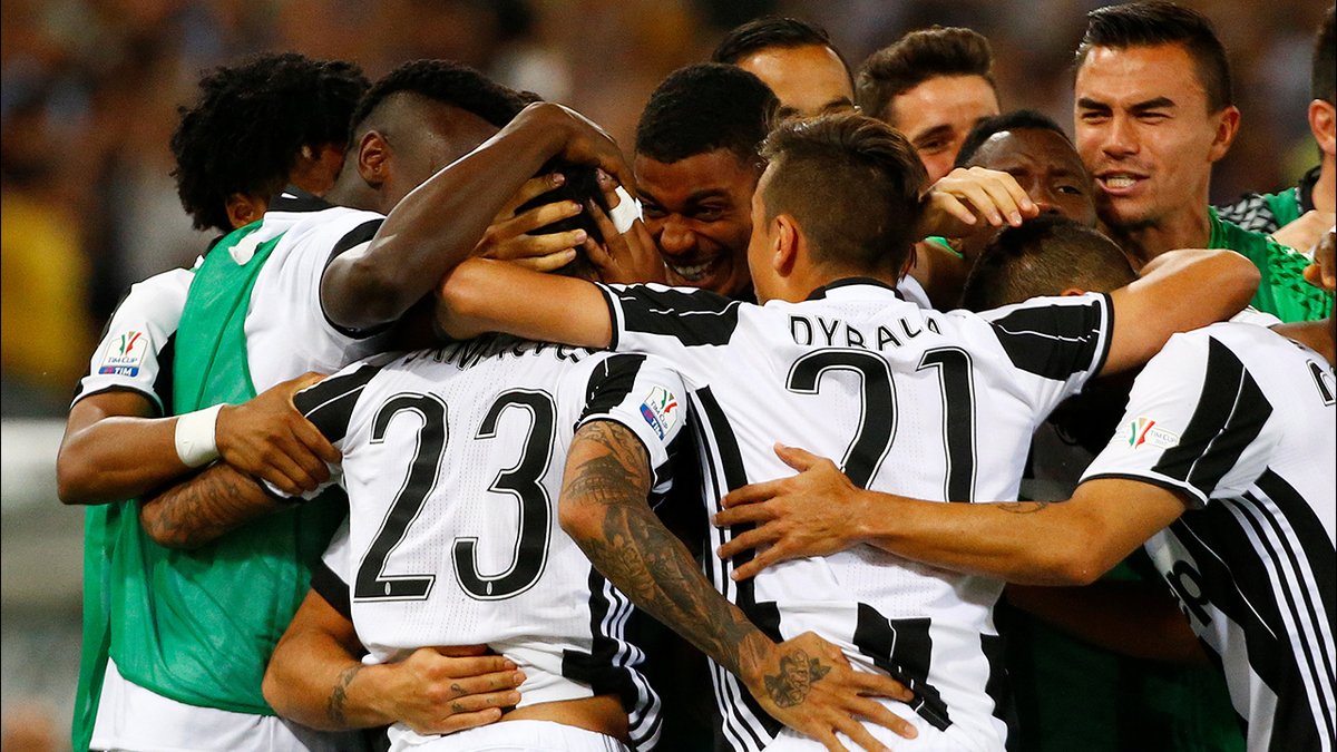 Alla Juventus la Coppa Italia 2016-2017: 2-0 alla Lazio con Dani Alves e Bonucci
