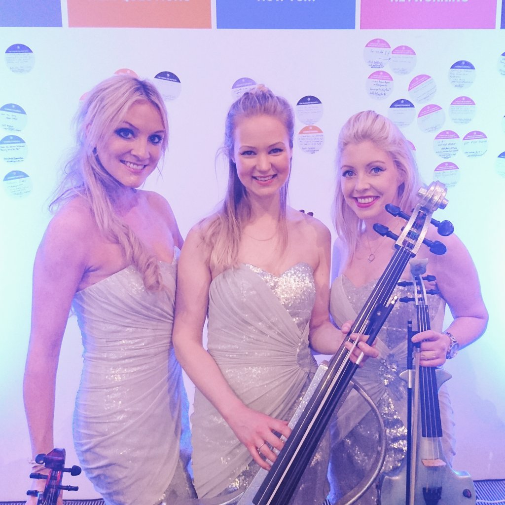 stevej73's tweet photo. @SilkenStrings Awesome performance at  #FFcomm17 tonight. Could listen to you all night https://t.co/AU0ulhBH2B