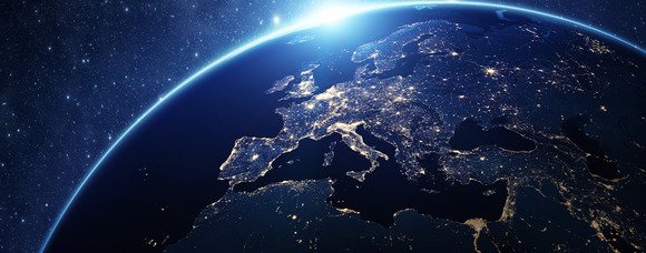 Maurathat's tweet photo. Northern Europe Goes Dark, and It’s a Good Thing @Equinix #EasternLight #submarine #GeoMesh #Ciena https://t.co/Yp9g5rl8dH https://t.co/N8YwL5vnz2