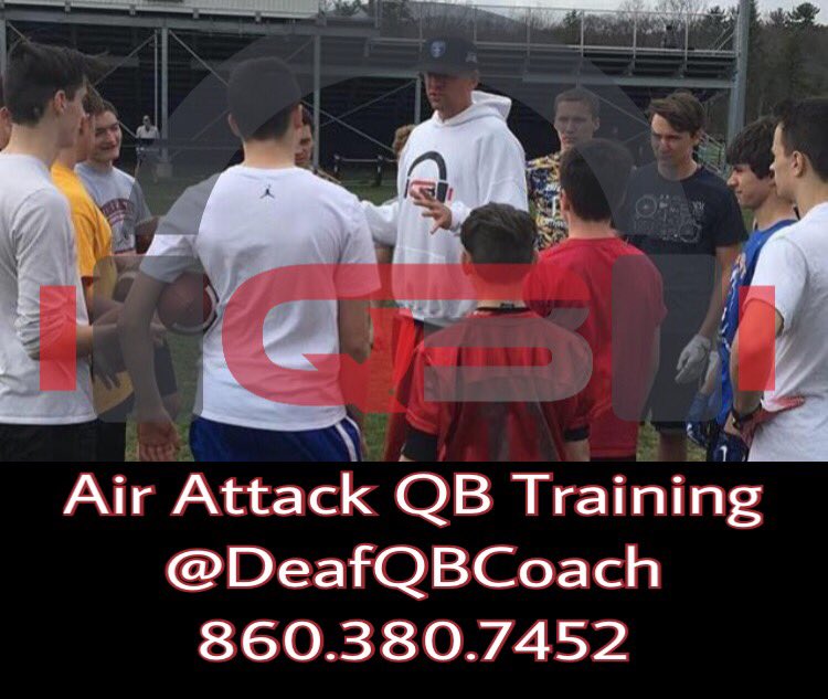 DeafQBCoach's tweet photo. Want to get better? Contact me! #AirAttackQBTraining #VisualTeaching #QBTraining #DeafCoach #QBCoach #GoHardOrGoHome https://t.co/NOLFTrVD5r