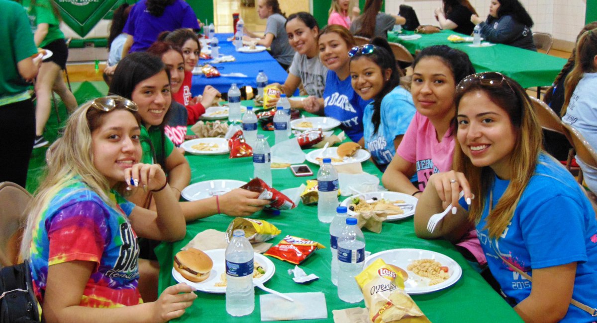QoPPride's tweet photo. Our seniors got to enjoy a barbecue today before they practiced for tomorrow's baccalaureate mass! https://t.co/nbE5ow210r