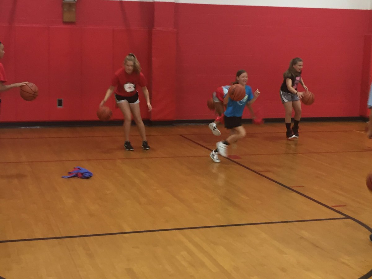 eams6th's tweet photo. EAMS Future All Star Basketball Camp is fast approaching. 
June 1-2 and 5-6. Sign up! @13easd https://t.co/el4UBz5W0q