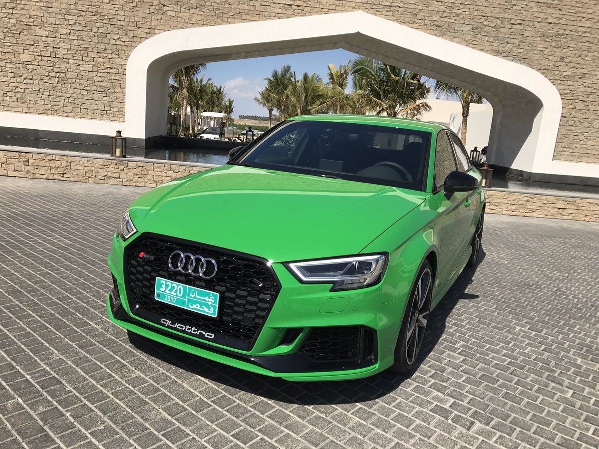 C'est la compacte la plus puissante du monde 😲

➤ La #Audi RS3 Berline fb.me/1gzgpYavP