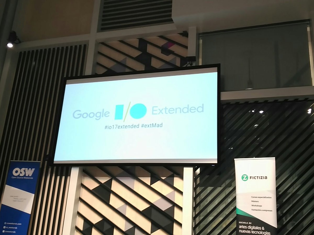 josemi_ramoss's tweet photo. #io17extended #extMad impacientes xq empiece 🤓😂😱 https://t.co/zLx3mErOWx