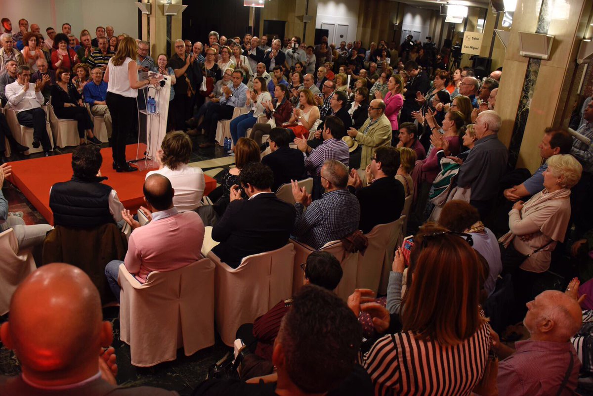 susanadiaz's tweet photo. Haciendo campaña en Euskadi y Castilla y León y compartiendo con compañer@s la necesidad de unir y fortalecer al @PSOE. https://t.co/VfDtTeR2MI