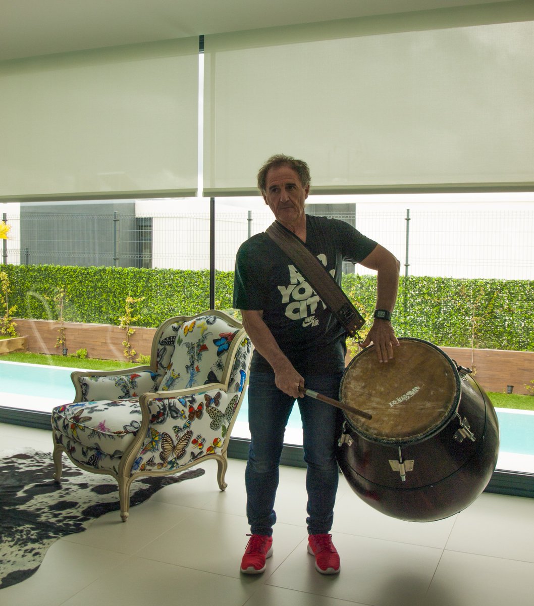Ortegaelprofe's tweet photo. Tradición uruguaya, el candombe no se olvida.
El 7 de junio en Uruguay. https://t.co/oU0JQQpbs0