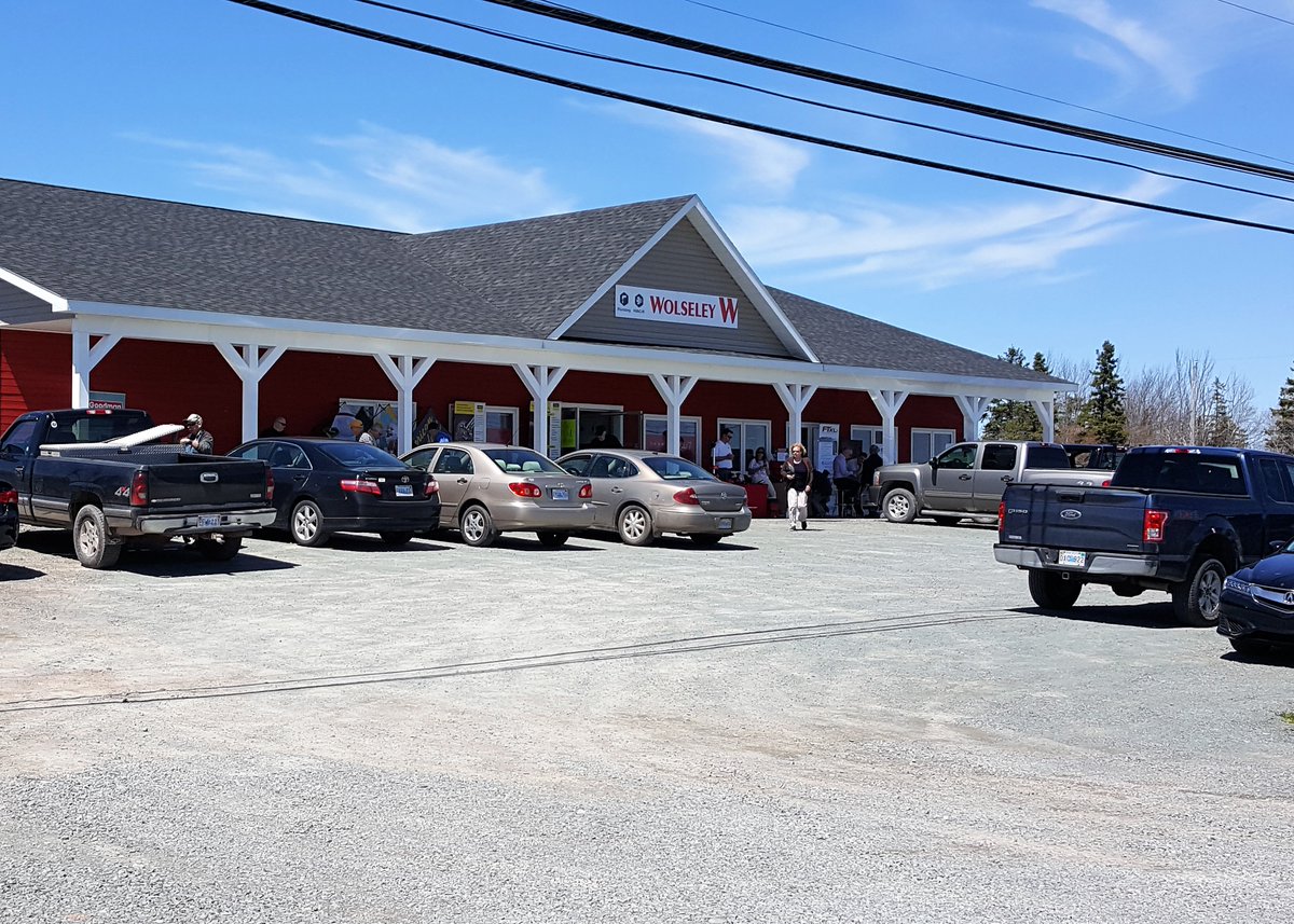 AntigonishChmbr's tweet photo. Grand Opening #InAntigonish today. Wishing @WolseleyCanada much success. Pleased to see new businesses setting up shop in our community! https://t.co/y85PygPTaD