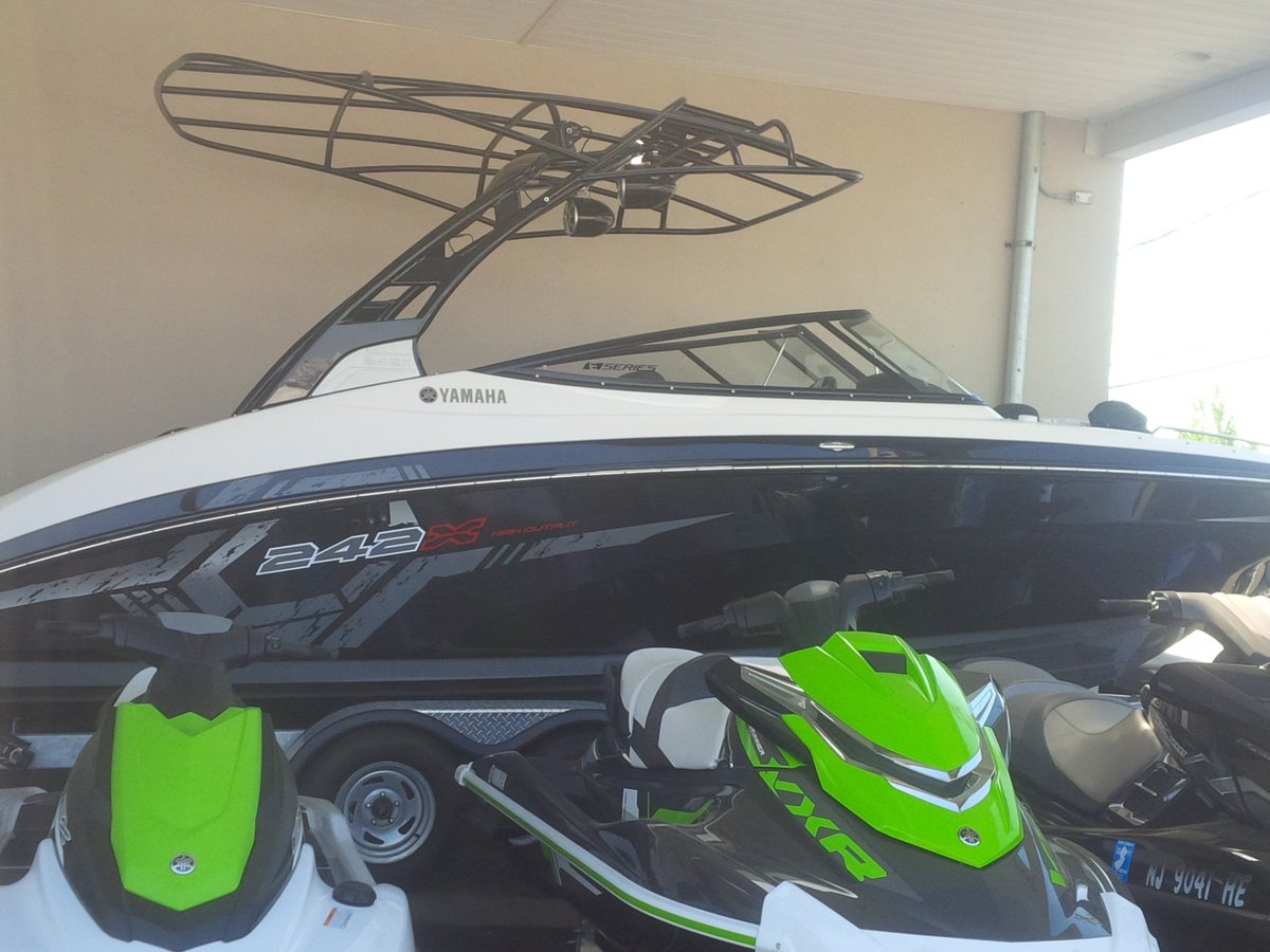 Boatshoppermag's tweet photo. Boat Shopper had so much fun at Toms River Marine and Motorsports today! Check em out 3117 Rt. 37 East Toms River NJ 732.929.8168 https://t.co/A5FjkxeLoF