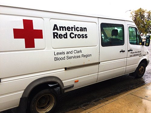 HIthriftstore's tweet photo. It's @AmericaRedCross Blood Drive Day at #Helena Industries! Thanks to all staff &amp; community donating, making a difference in people's lives https://t.co/GIqEq31yMS