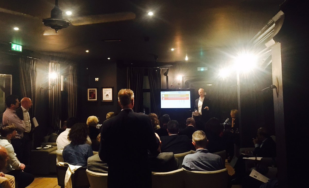 OluPeyrasse's tweet photo. @dbajoosr from @JoosrBooks absolutely killing it tonight! #GoDo @ESparkGlobal @FiAnderson_NWB https://t.co/O57vnXPCaT