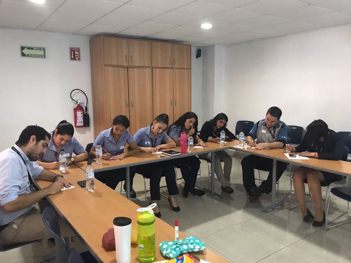 cnutricionb's tweet photo. Capacitando a personal de #GrupoPremier en #Mazatlán sobre Alimentación Saludable.
#BuenAlimento #MejorPensamiento https://t.co/67Oi46YAqX