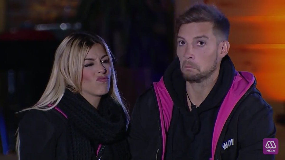 OriDiva's tweet photo. Las caras😂😂🔝 @OrianaGMarzoli #cap86 #DobleTentacion https://t.co/sa8icmBBE4