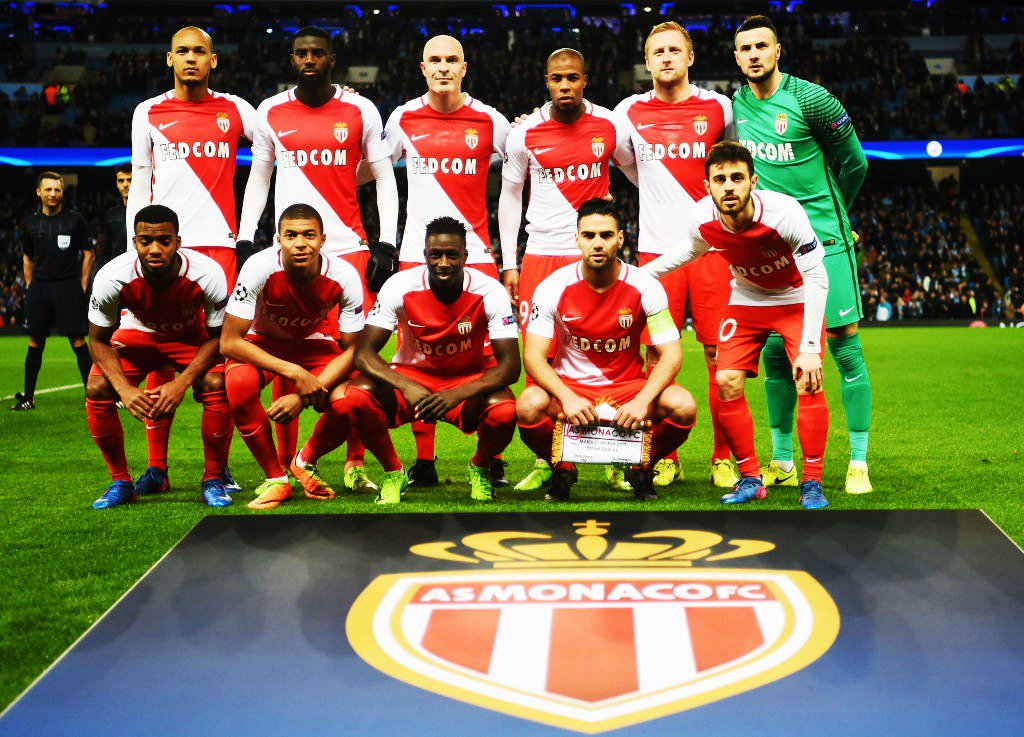 InvictosSomos's tweet photo. ¡¡LOS CAMPEONES!! Después de 17 años de sequía, AS Mónaco es CAMPEÓN de la Ligue 1. El equipo de Jardim rompió la racha del PSG. 🇫🇷 https://t.co/rywd8pxu18