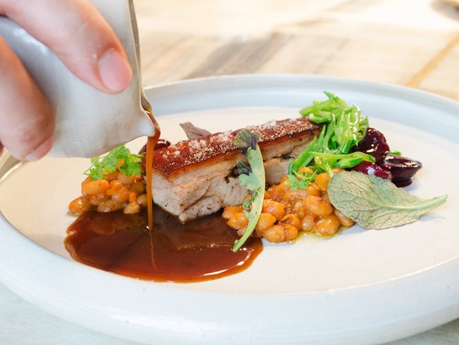 BasilandBarns's tweet photo. @Gotham  Gives you the run down on the best #farmtotable restaurants in #nyc 
https://t.co/og6mfWeVd0 https://t.co/AP9MdS0ACM