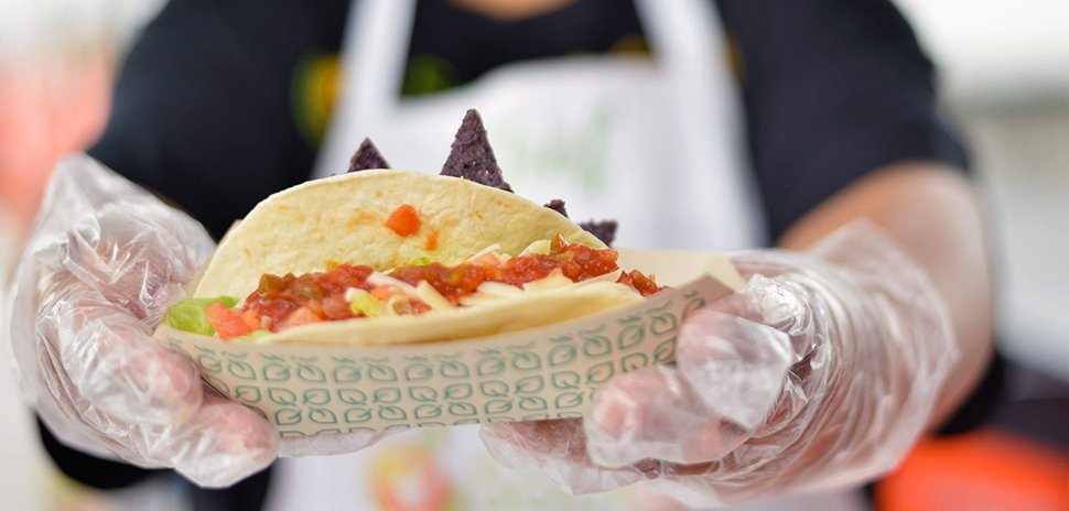 DallasInnovates's tweet photo. Local #foodtruck begins initiative to feed homeless kids @eatsoulgood https://t.co/7Lp62IErLV https://t.co/7X6xlcms5w