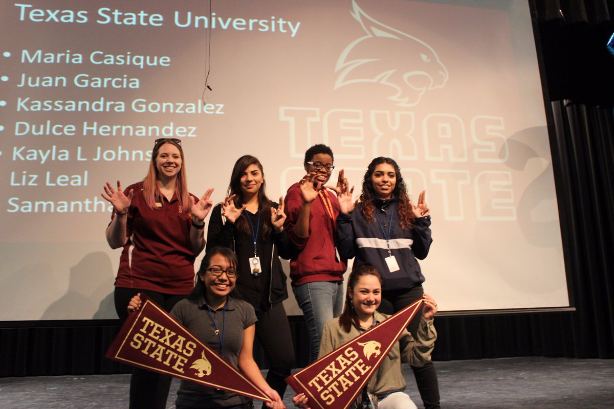 AHSCollegePlug's tweet photo. @AldineSenior Mustangs showing their @txst pride! #AHSDecisionDay #AdviseTX #AdvisingCorps https://t.co/jSmMiggEnX