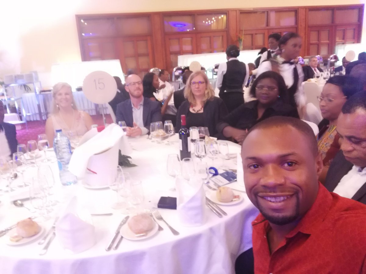 jpehouman's tweet photo. Forum sur l'économie numérique au Cameroun : DINER DE CLÔTURE + Pitch des Start-up pour gagner 5 millions de francs CFA
#forumeconumyde https://t.co/qX2ars4epY
