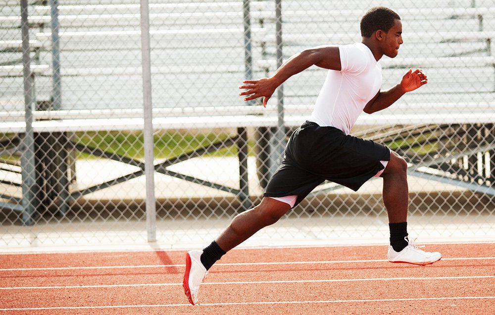 MensHealthMag's tweet photo. The best cardio routine to burn your stubborn fat: https://t.co/dkTWEsF63y https://t.co/KWlUq9rNlK