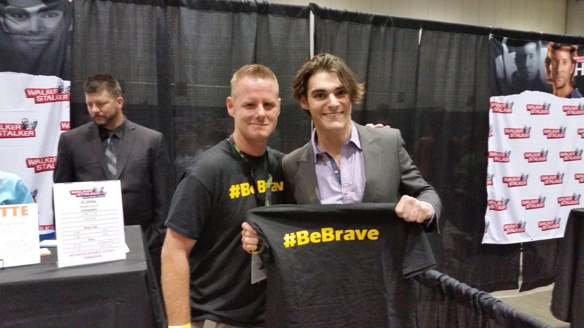 BeBrave_Org's tweet image. We first met @RjMitte at @WalkrStalkrCon in Orlando! Now he's #TeamBeBrave helping kids fight cancer!
bebrave.networkforgood.com/projects/29071…