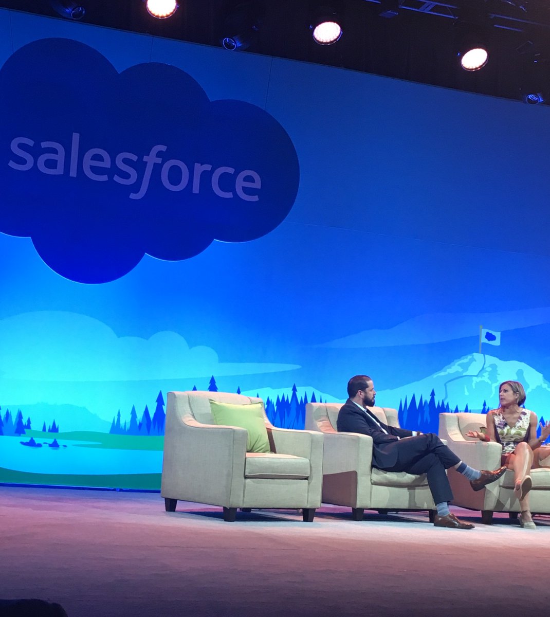 Salesforce DMP tweet media