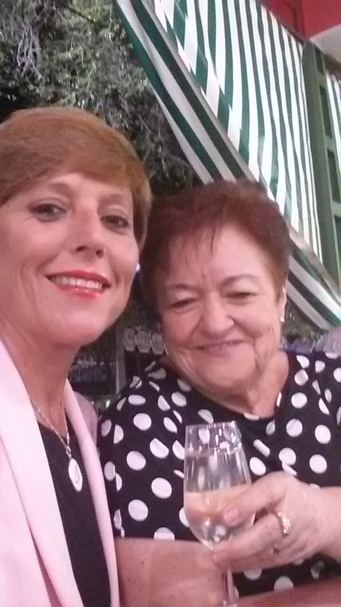 Macueslaurista's tweet photo. Gracias por tantos buenos momentos,to no va hacer malos ,os adoro @angelesromerog y mi Manolo ,sois especiales ya lo sabéis https://t.co/b7RDe00g1C