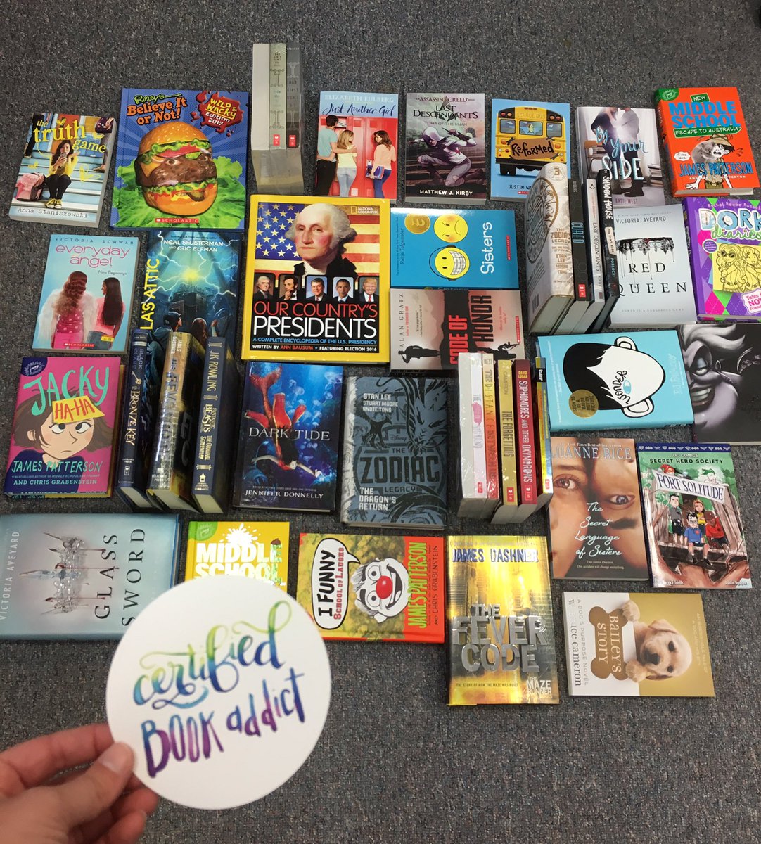 LibraryatSMS's tweet image. That feeling when you get new books 😍 #scholasticbookfair #bookaddict #needmorereadingtime #booklover