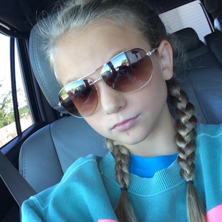 My slime#Liveme Megan_Biliter: liveme.com/media/play/?vi…