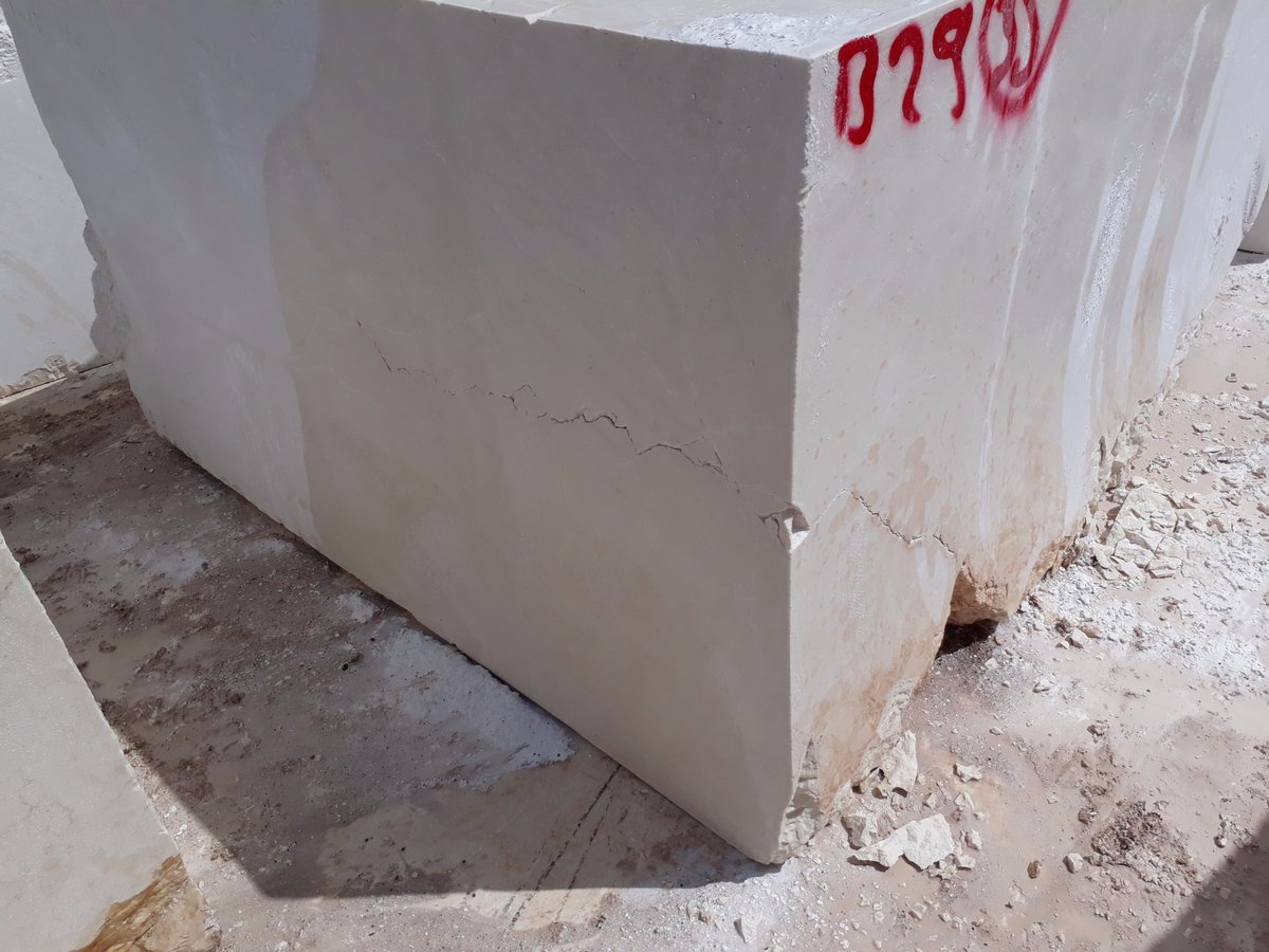 InspectStone's tweet image. Amazing white &amp;amp; gray from this week's inspections! Check more: inspectstone.com #marble #architecture #design #turkishstones