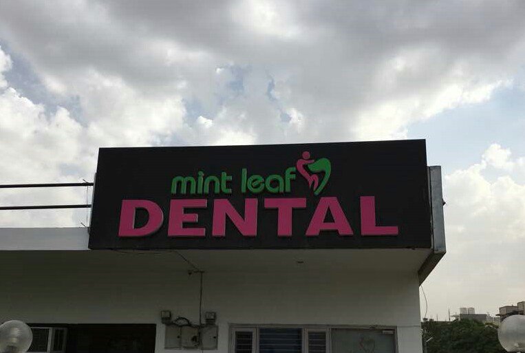 Shakti_Shetty's tweet photo. Agency: "What do you want in your logo?"

Client: "A dolphin blowing a human."

Agency: "Say no more." https://t.co/vcqoStYmT5
