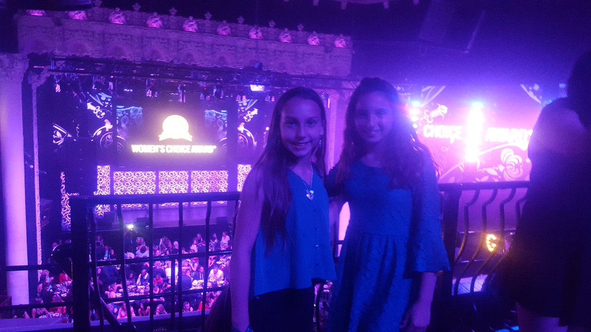 leslieaaronson's tweet photo. Representing #GirlsbuildLA at the #WomensChoiceAward @LAPromiseFund https://t.co/3pcbFKb4MA