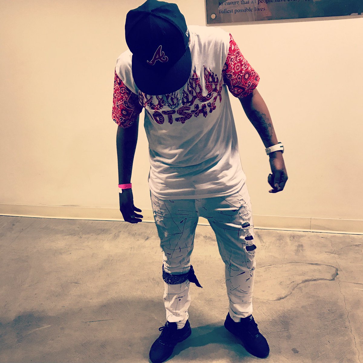 HotNiggaPhatt__'s tweet photo. #HOTSHXT 🔥 btw it's a MOVEMENT ‼️ all summer '17 Cop y'all HOTSHXT GEAR ASAP ‼️‼️‼️ https://t.co/ZkHPHBqEvk