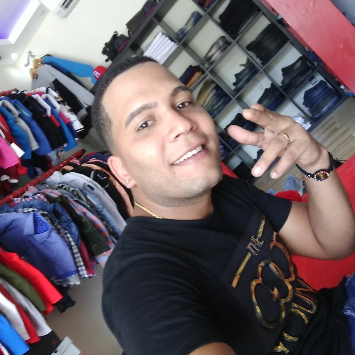 ppRecord2's tweet image. Yo soy Real