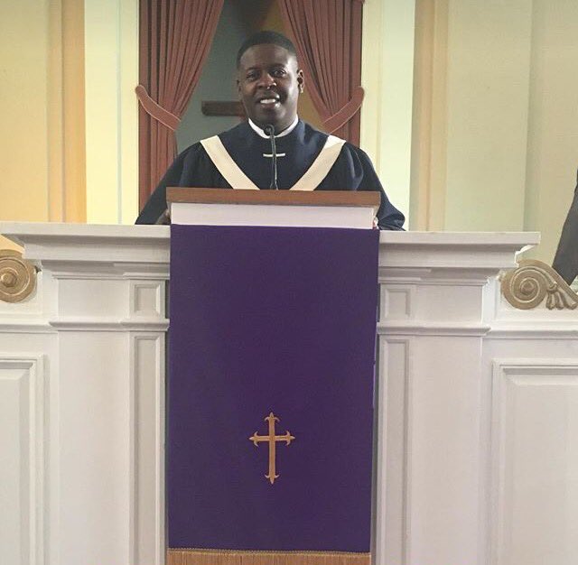 wecelnimo's tweet image. you: there is no evidence of god
me, an intellectual: 
#TrainTwitter