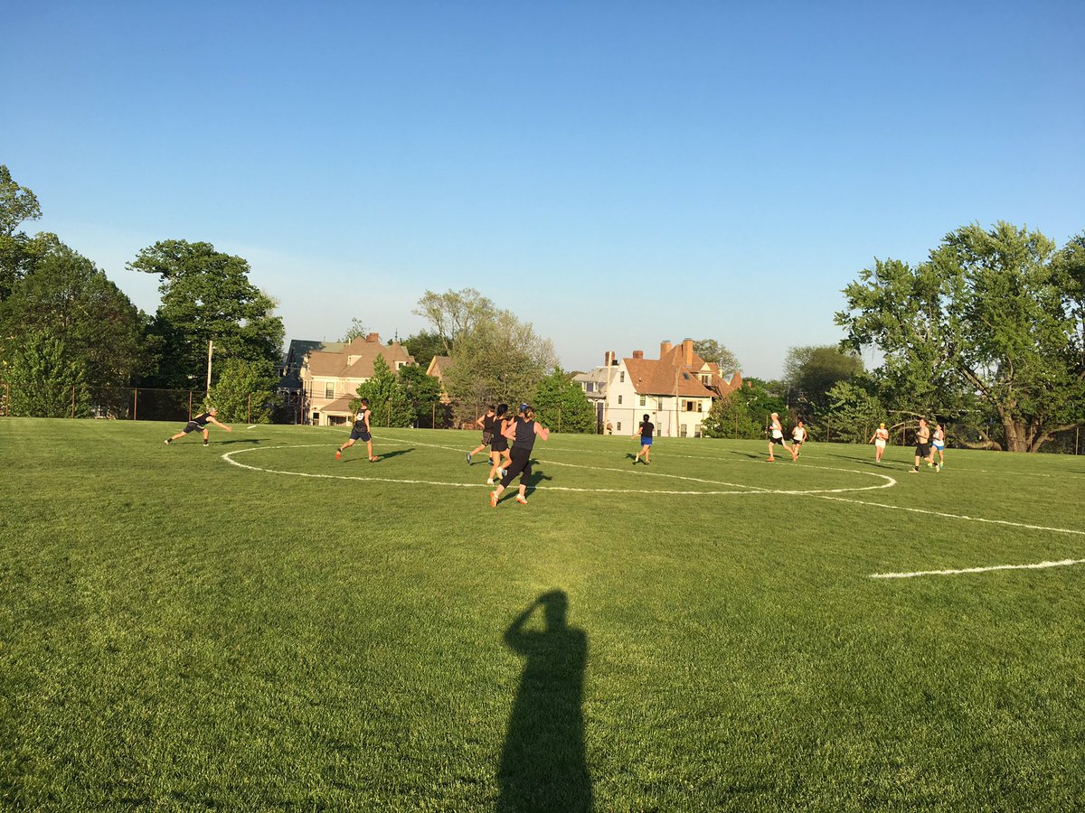 PFunkUltimate's tweet photo. Brown ultimate mixin it up #btfo #programlove #hashtag https://t.co/JLErWBMniJ