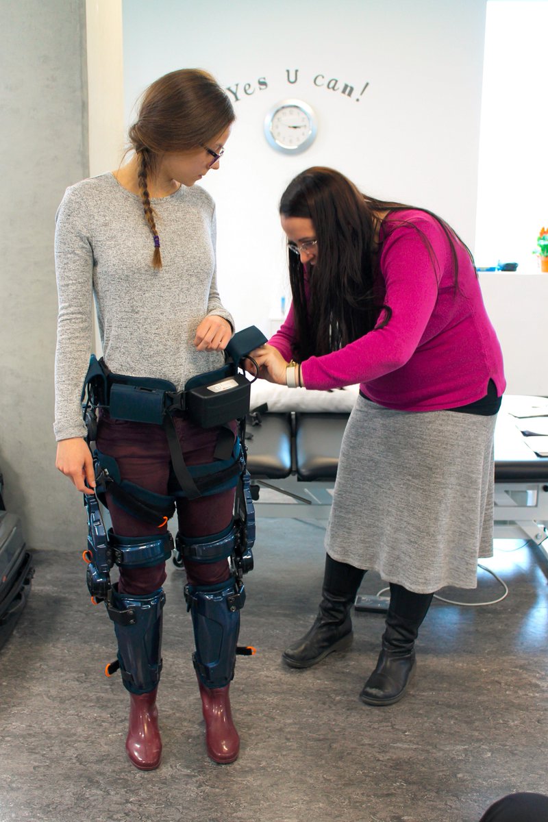 healthtechdist's tweet photo. Regaining autonomy through mobility; inservice on powered walking assistance devices w/ @NeuroMotionPT #dermoskeleton #exoskeleton #orthosis https://t.co/UFTza0WnAF