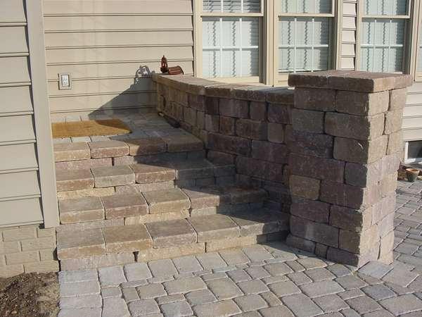 PaversWallsMD's tweet photo. Paver style steps are great. So many ways to be creative. #steps #PatioBuilder #Baltimore #HoCoMD #ColumbiaMD #LaurealMD #OwingsMills https://t.co/PRuL8jSh2E