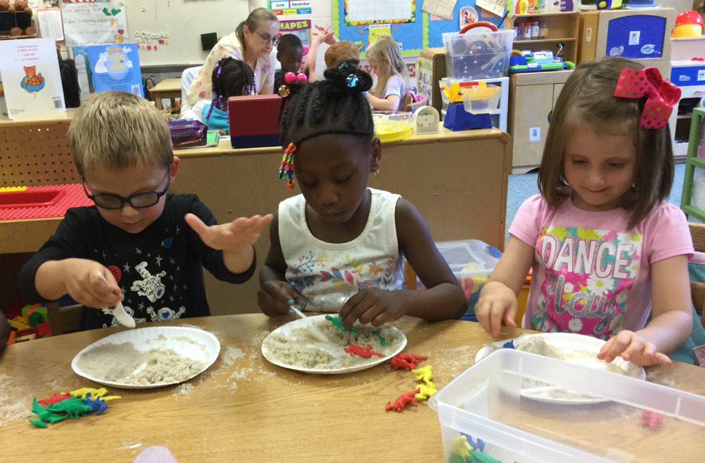 Railey_PK's tweet photo. #Dinosaur Dig!
#Small group fun!
#LCPK students are curious learners! https://t.co/ucBXsMNH4I