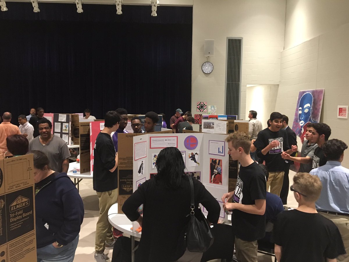 CREC_GHAMAS_AAE's tweet photo. AAE CAPSTONE celebration, so proud of our students work https://t.co/3NsOpRhjtk